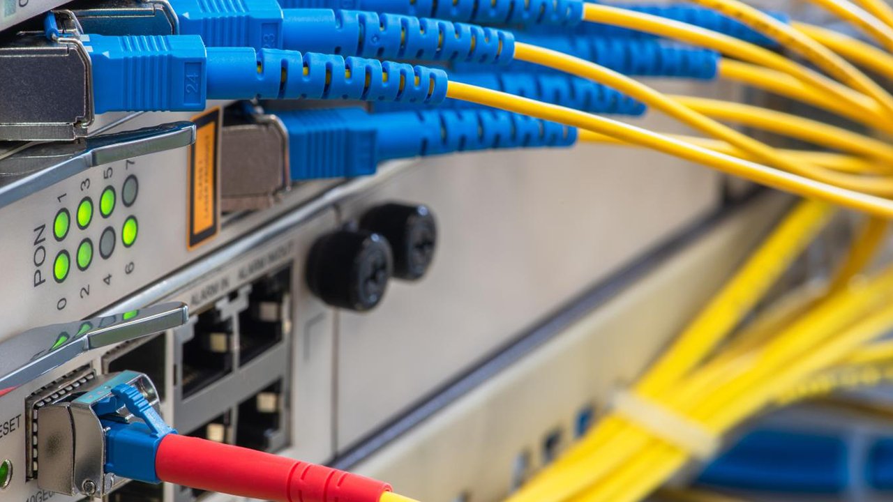 Enhancing Communication Networks with Bonelinks GPON Technology